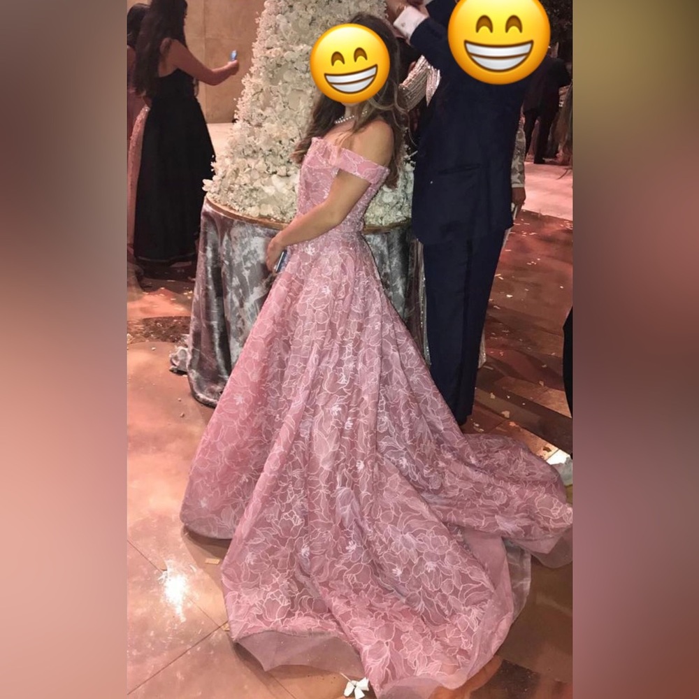 Saiid Kobeisy pink floral gown worn ONCE! Perfect condition size 6 long train